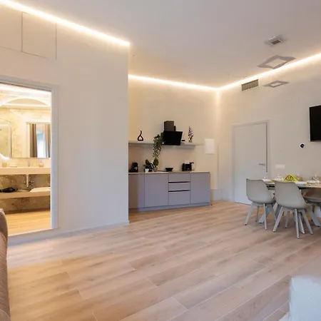 Appartamento Di Rienzo Palace